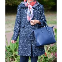 Trench bleu à motifs pour femme