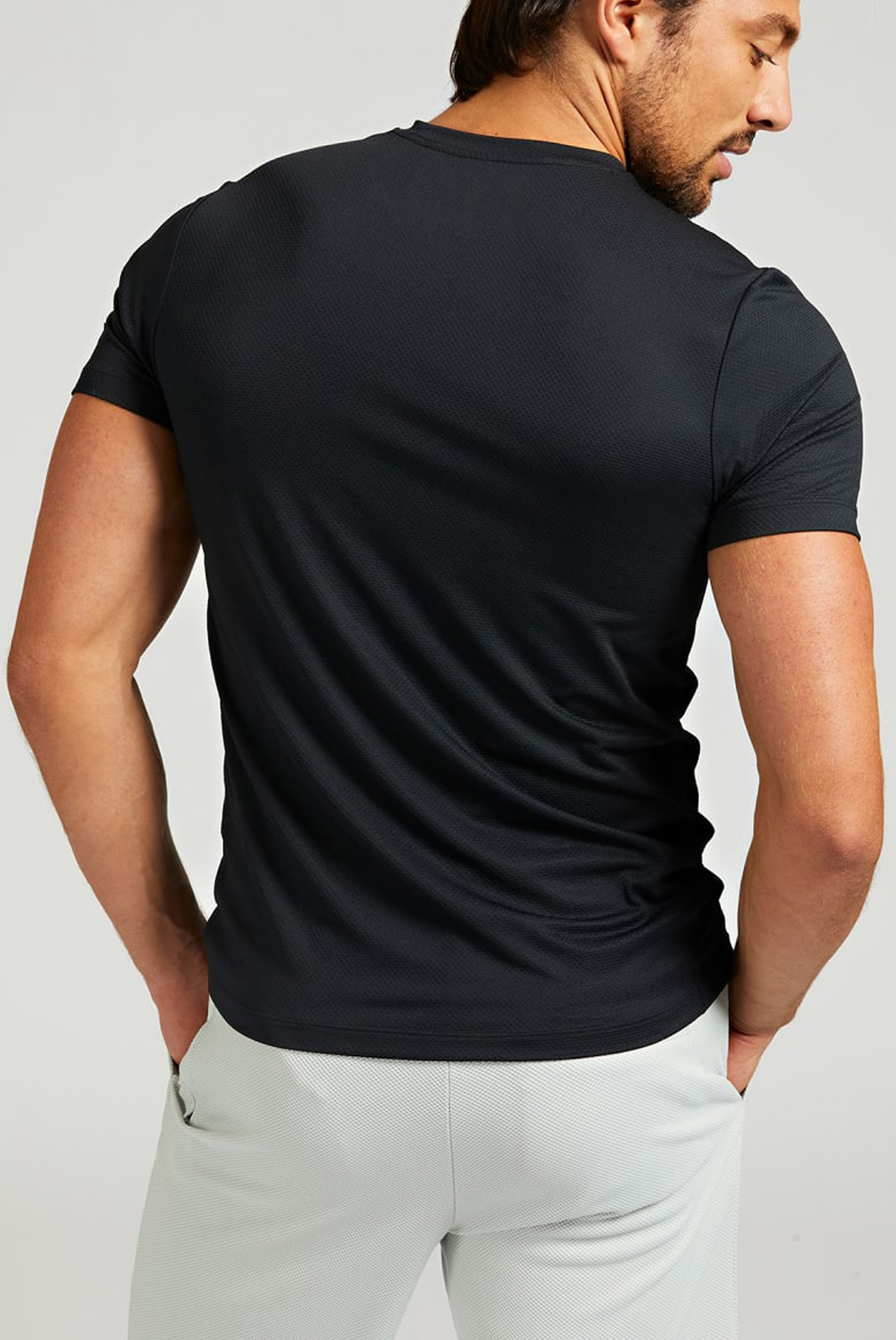 Tee-shirt noir microfibre manches courtes Guess - U1ga37 